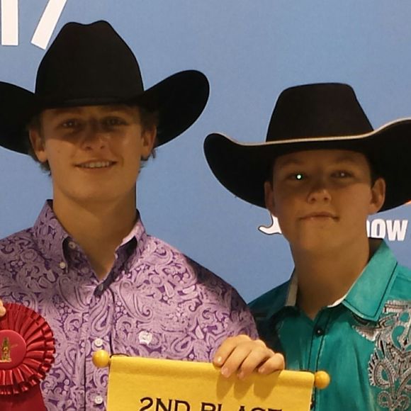 Meet your Posher, Karin - Picture 1 of 1